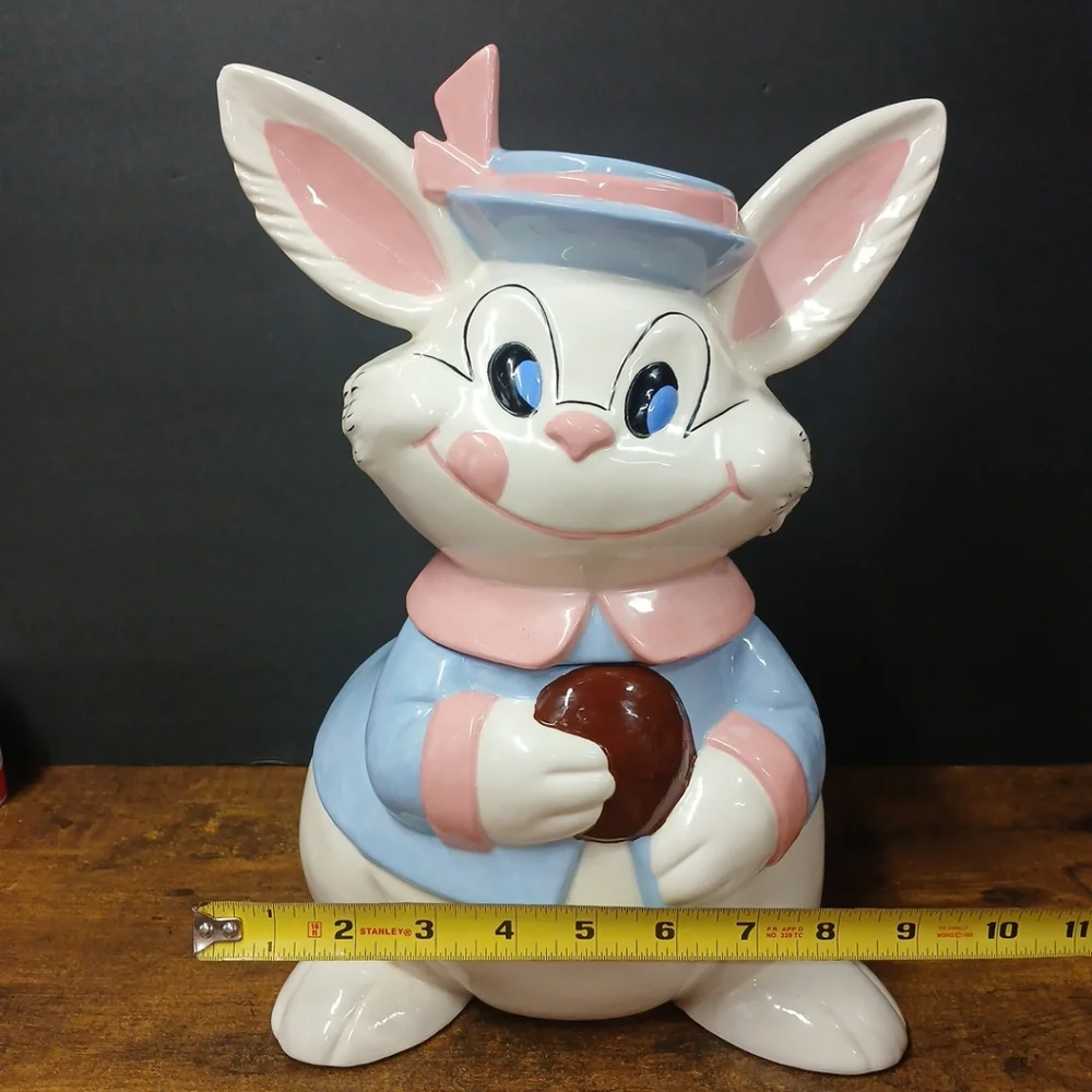Vintage Ceramic Bunny Rabbit Holding Cookie - Cookie Jar